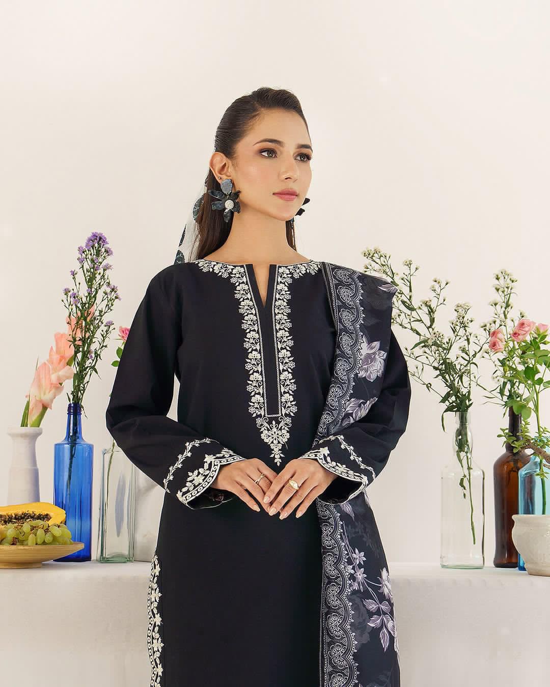 CROSS STITCH Embroidered Dhanak Fency 3pcs Vol 0108