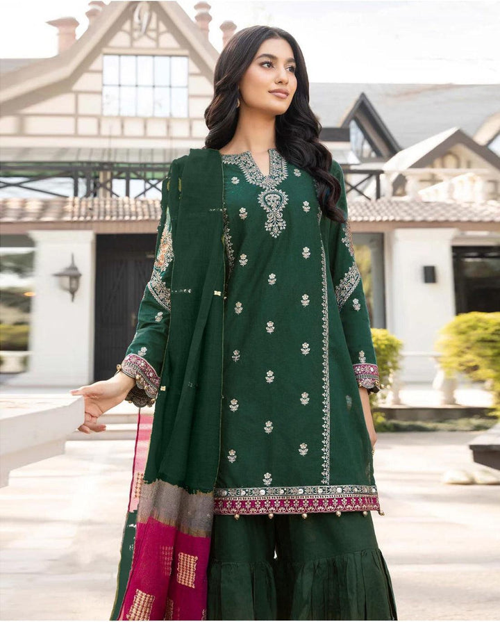 Summer Lawn Embroidery 3pcs Collection AYL3-10747