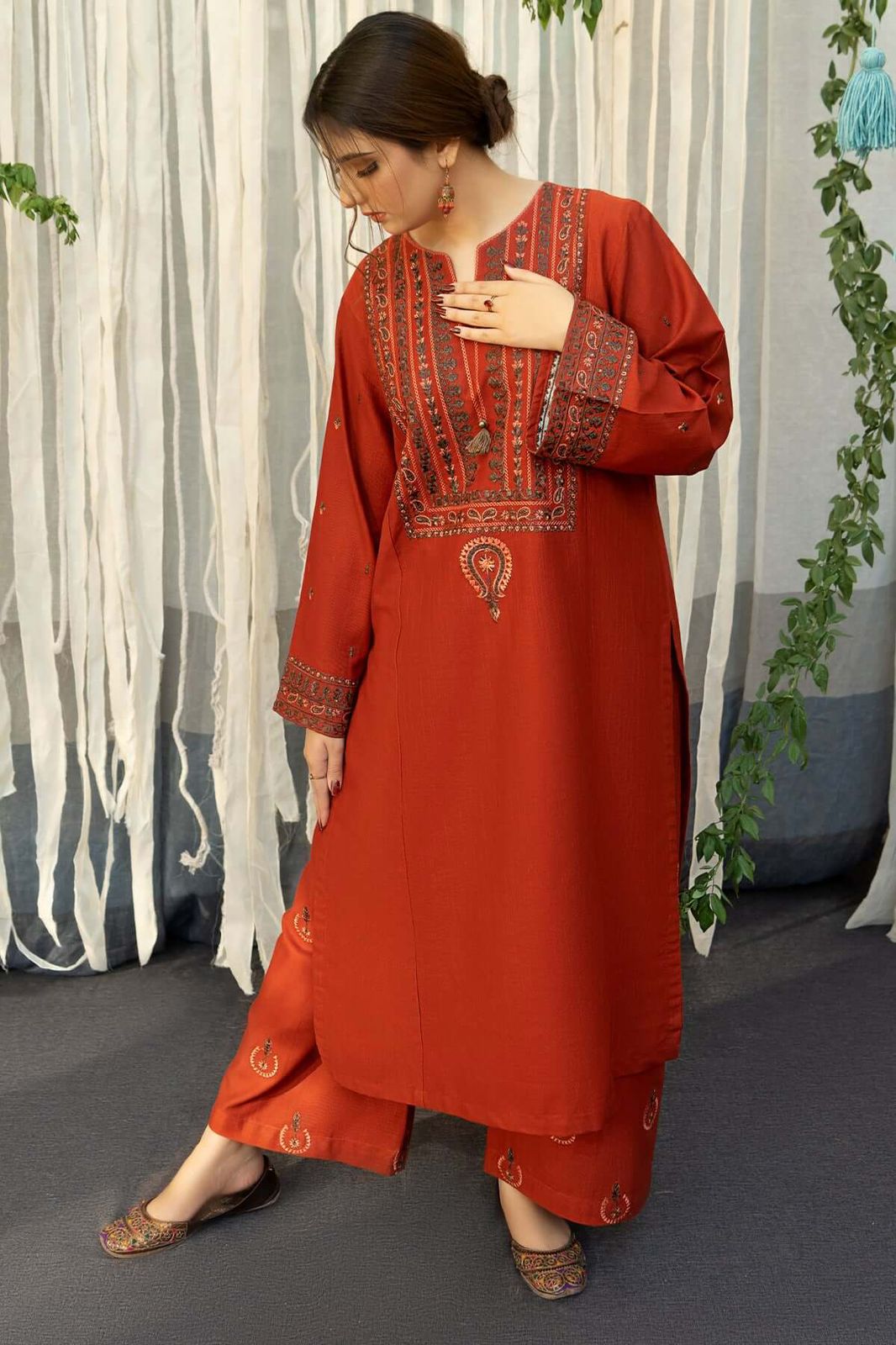 Summer Lawn 3pcs Embroidery Collection AYL3-11031