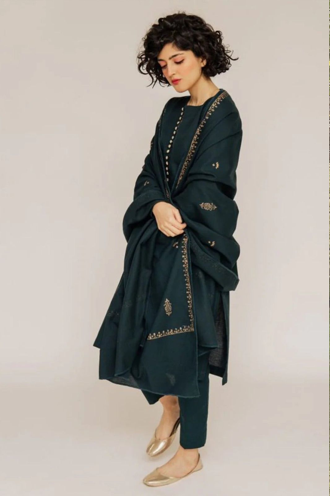 Summer Lawn 3pcs Embroidery Collection AYL3-11018