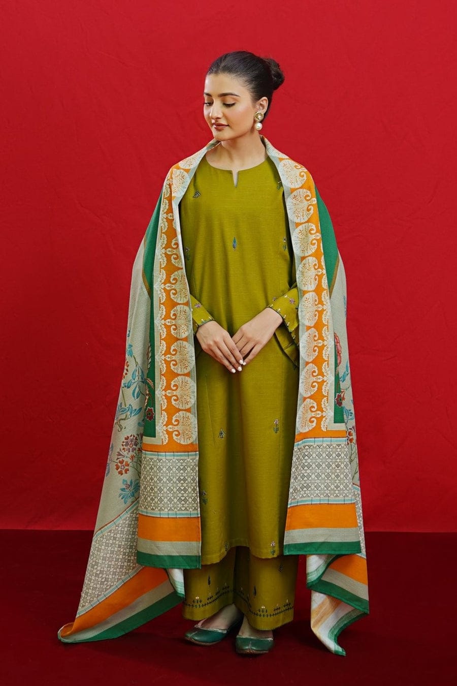 Summer Lawn 3pcs Embroidery Collection AYL3-11016