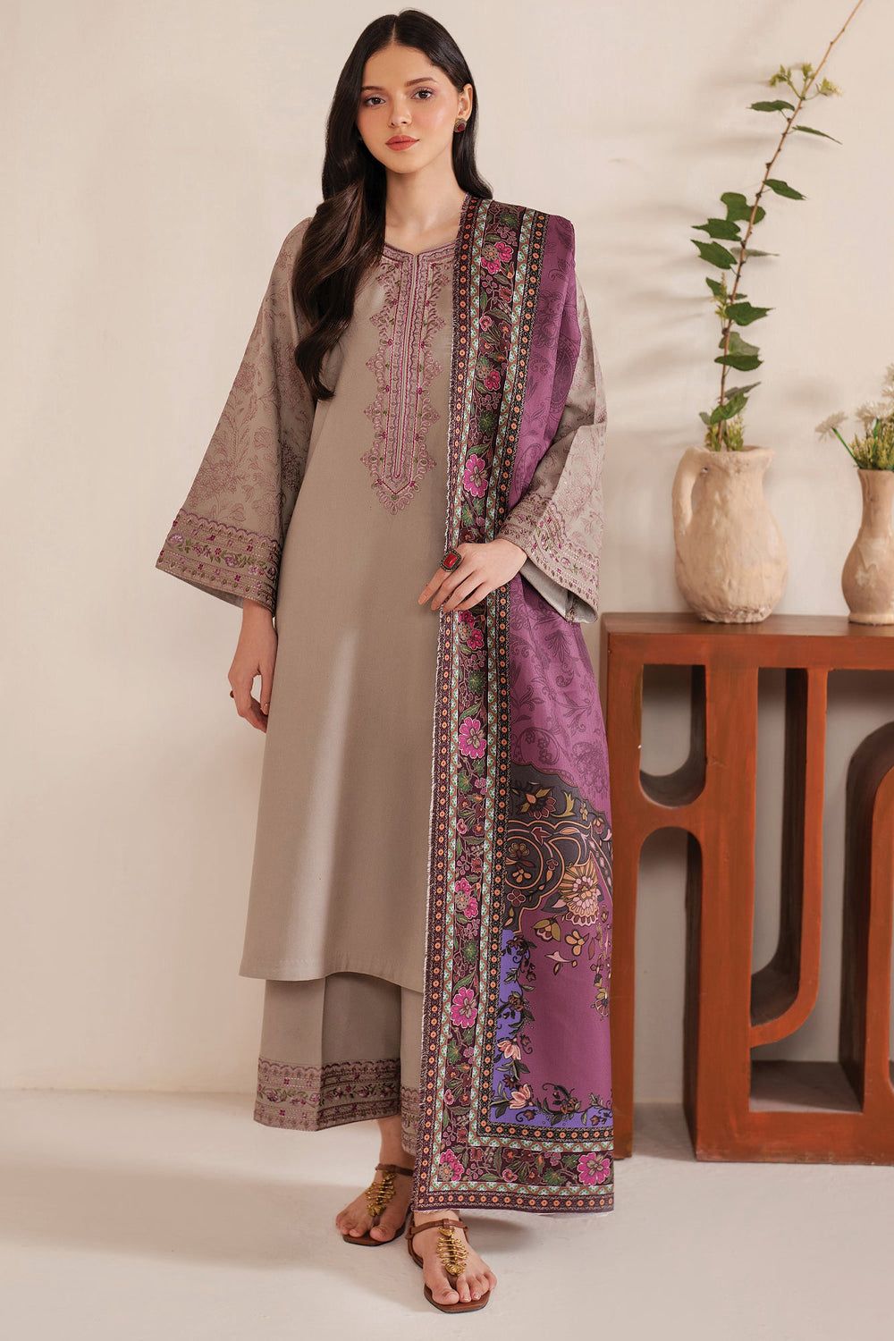 Summer Lawn 3pcs Embroidery Collection AYL3-11009