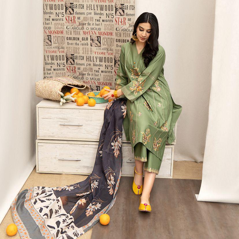 Summer Lawn 3pcs Embroidery Collection AYL3-11007