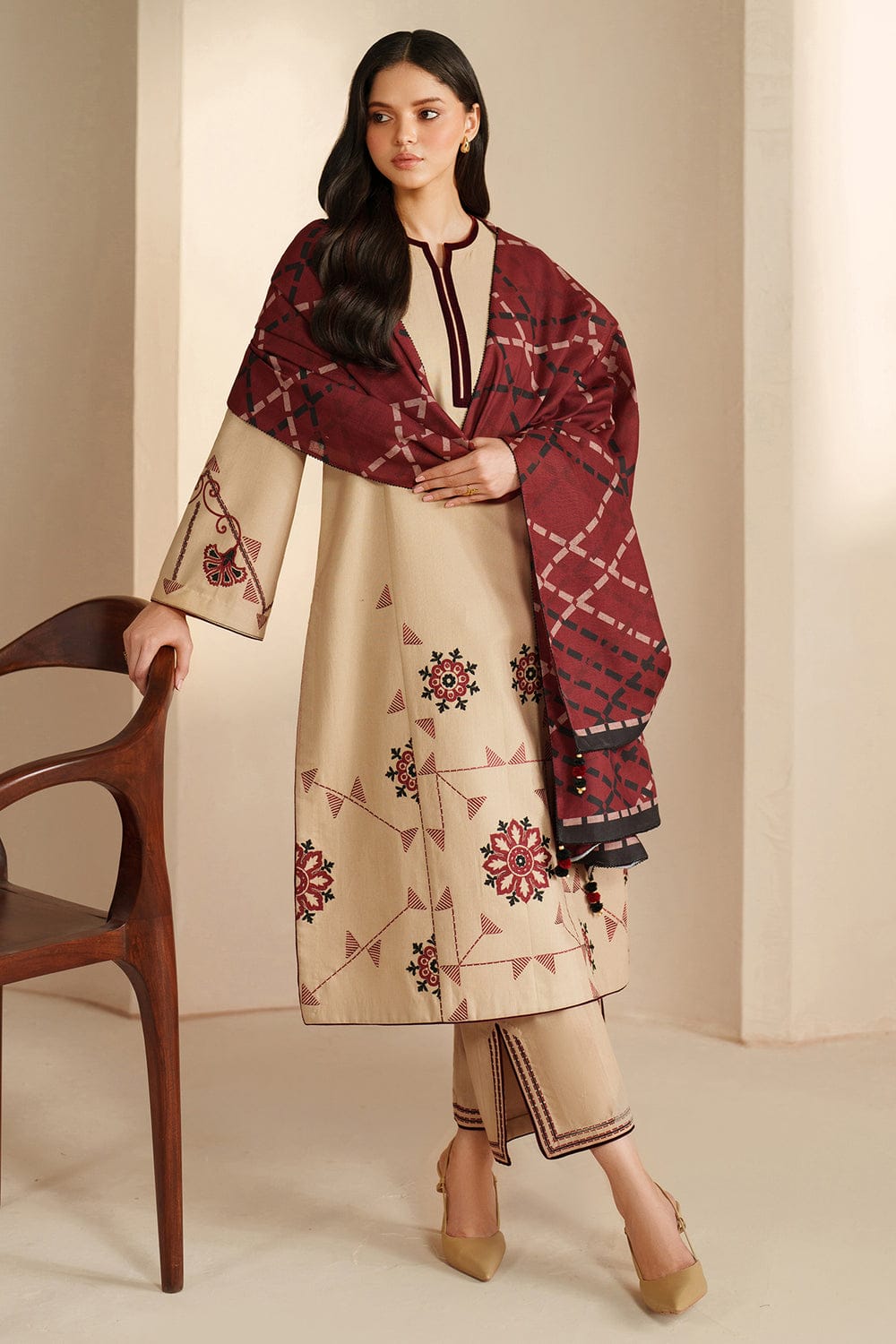 Summer Lawn 3pcs Embroidery Collection AYL3-11001