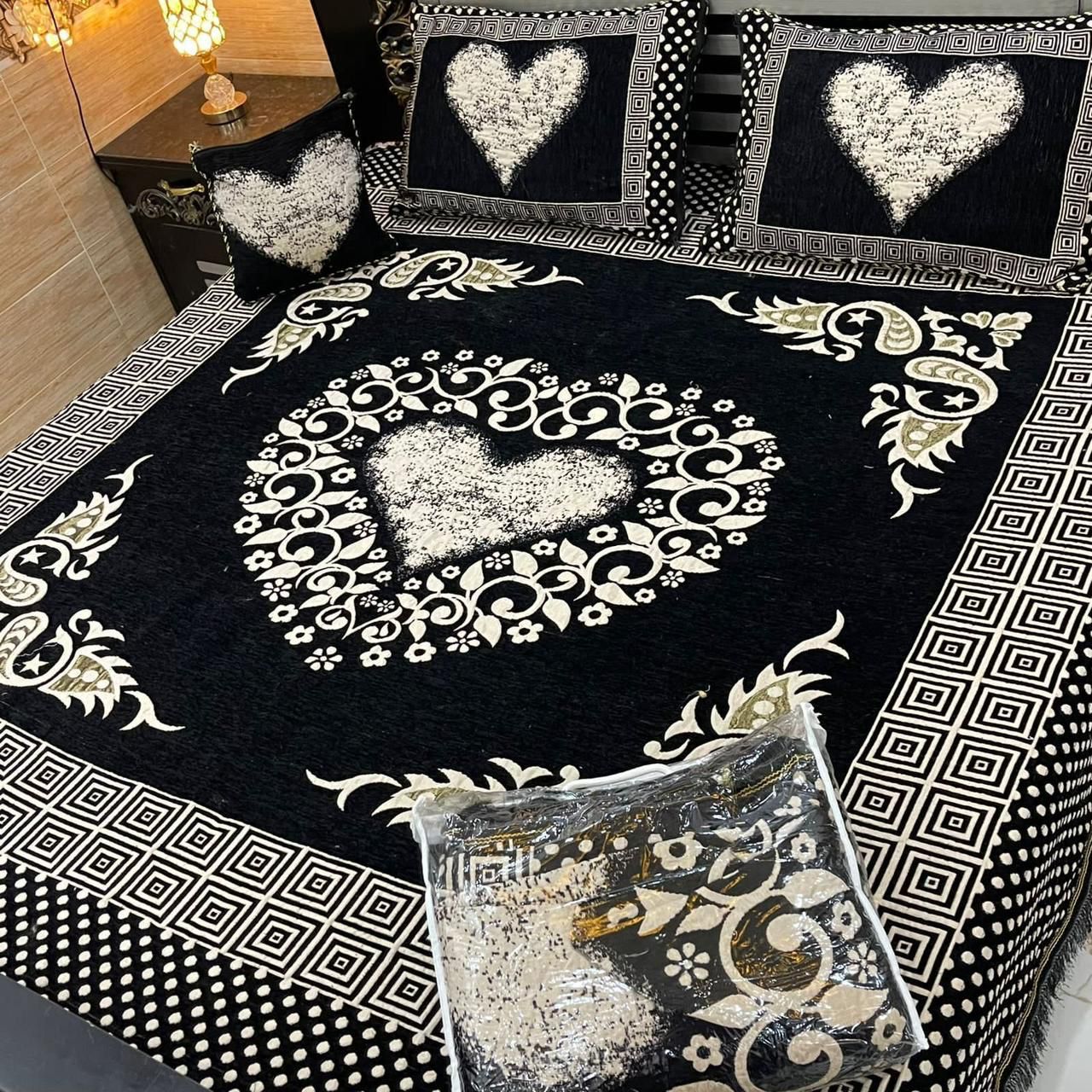 Sweetheart Luxury 4pcs Velvet Jacquard Bedsheet Set